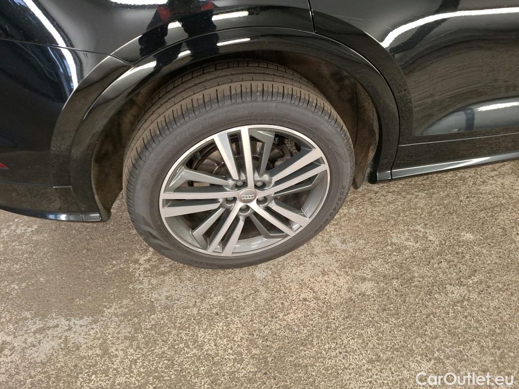  Audi  Q5 AUDI  5p SUV 40 TDI 190 QTT S TRONIC 7 S LINE #9
