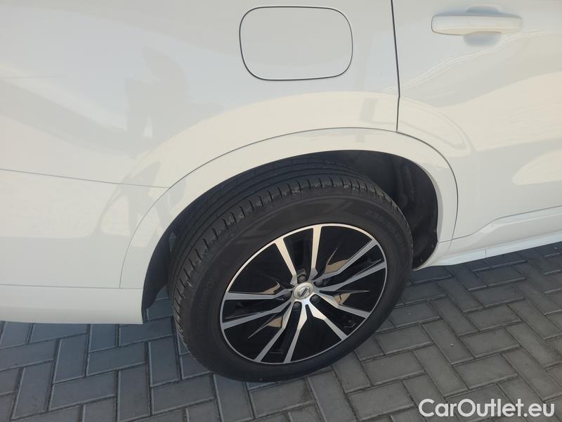  Volvo  XC90 XC 90 (2015)  B5 DE Momentum AWD AT #24