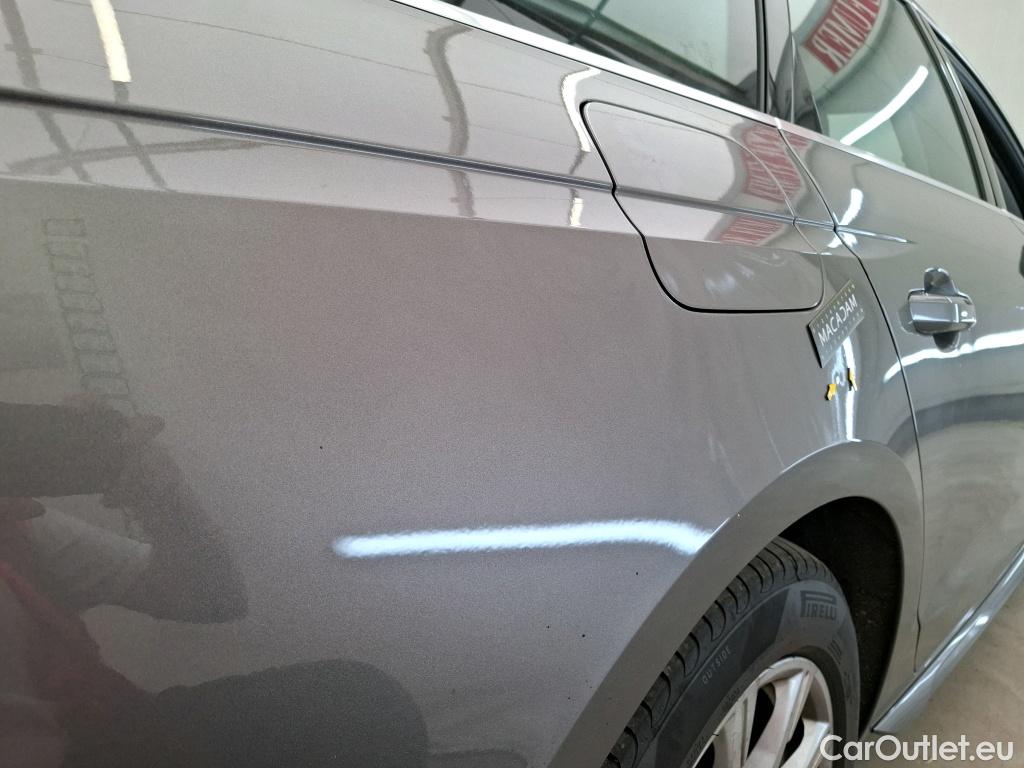  Audi  A4  Avant 35 TDI Business Line 2.0 TDI 165CV BVA7 E6d #8