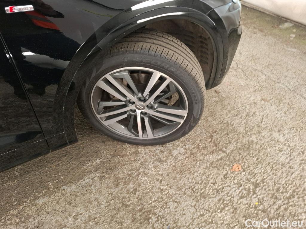  Audi  Q5 AUDI  5p SUV 40 TDI 190 QTT S TRONIC 7 S LINE #1