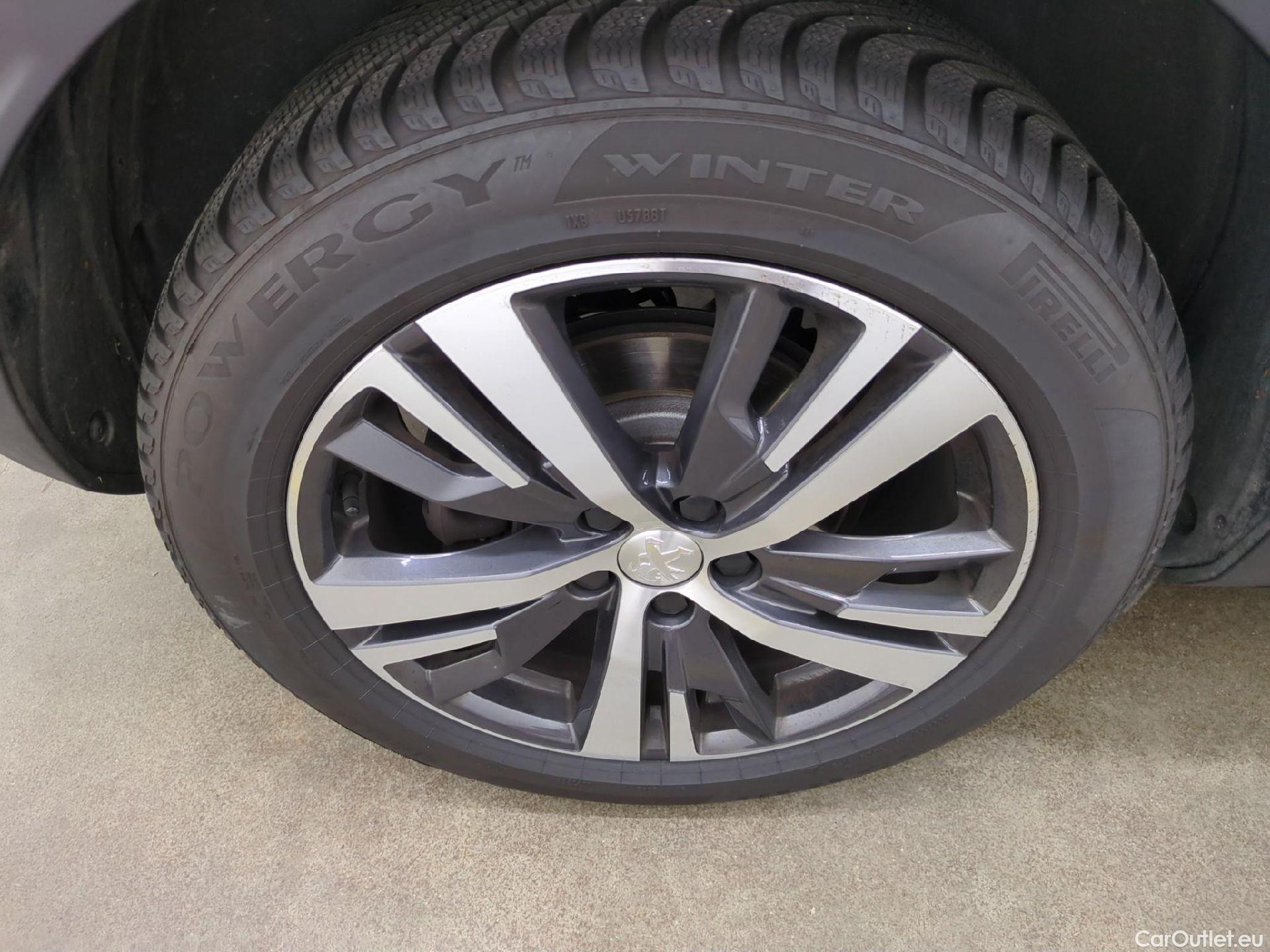  Peugeot  3008  Allure Pack 1.5 HDi 130CV BVA8 E6d #17