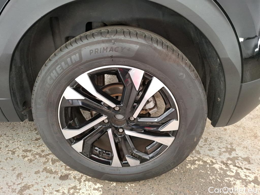  Peugeot  2008  Allure Pack 1.5 HDi 130CV BVA8 E6d #24