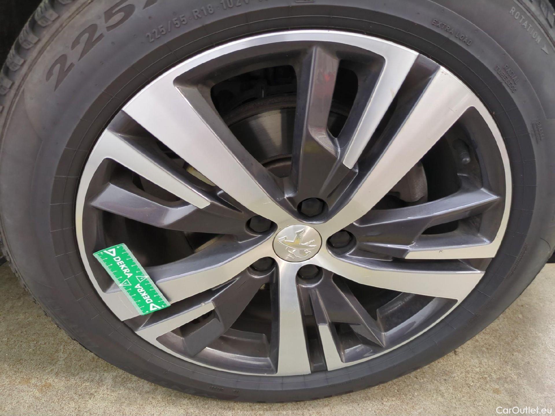  Peugeot  3008  Allure Pack 1.5 HDi 130CV BVA8 E6d #12