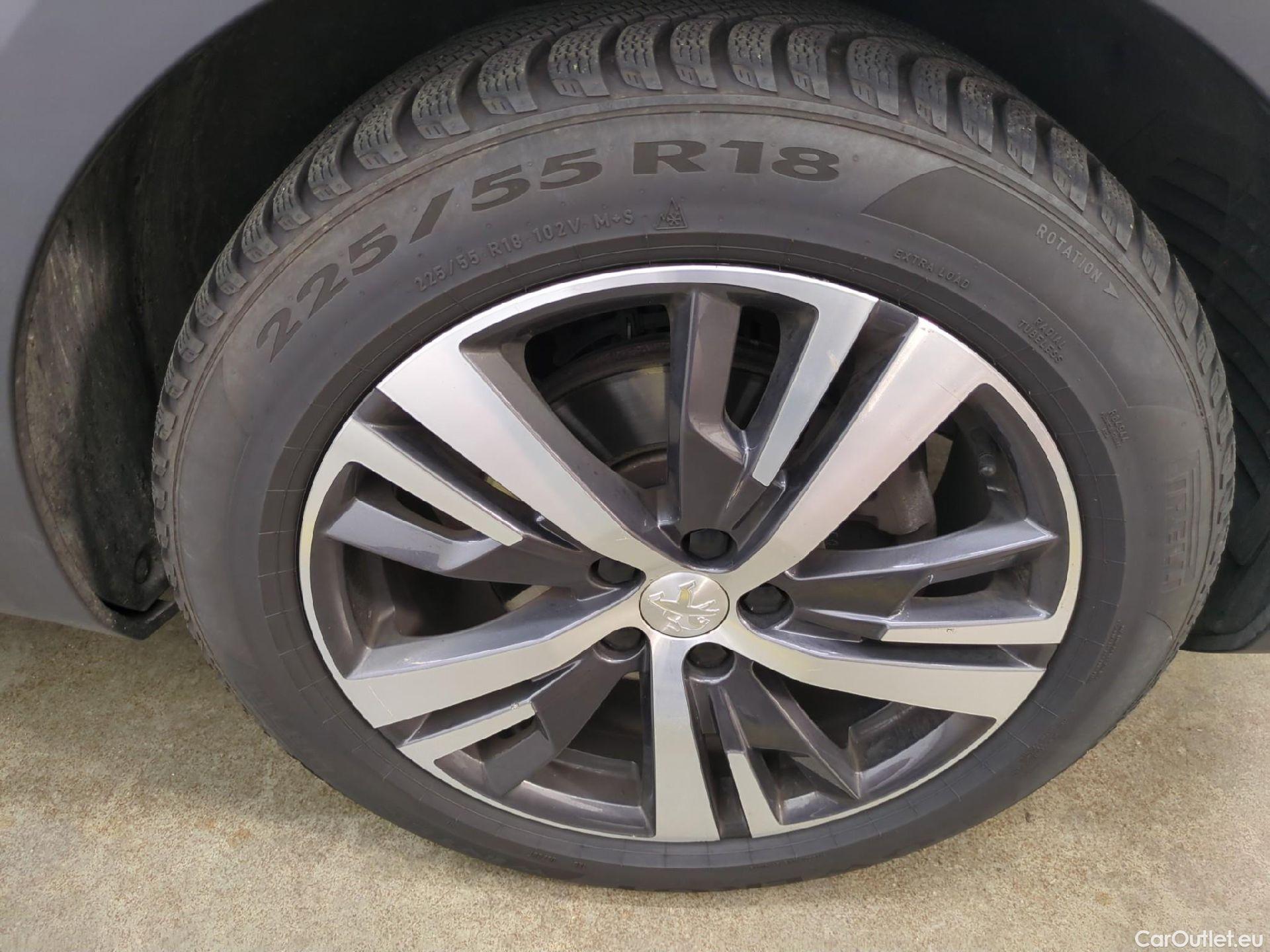  Peugeot  3008  Allure Pack 1.5 HDi 130CV BVA8 E6d #10