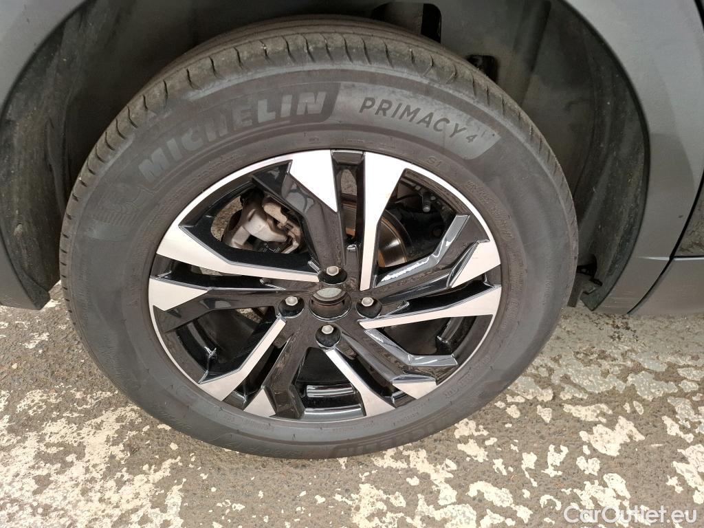  Peugeot  2008  Allure Pack 1.5 HDi 130CV BVA8 E6d #15