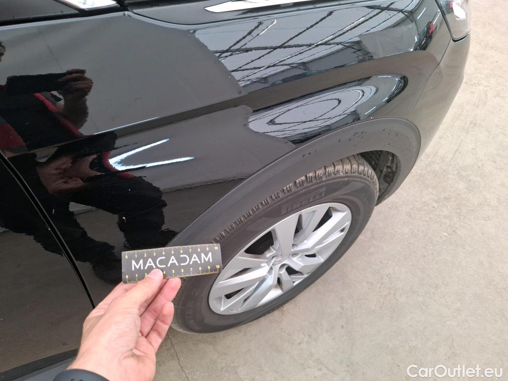  Peugeot  5008  Active Pack 1.5 HDi 130CV BVA8 7 Sieges E6d #50