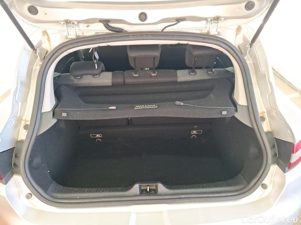  Renault  Clio  IV Business 1.5 dCi 90CV BVM5 E6 #13