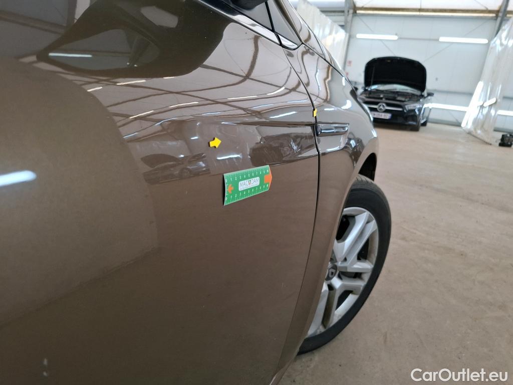  Renault  Megane  IV Grandtour Business 1.5 dCi 110CV BVA6 E6 #32