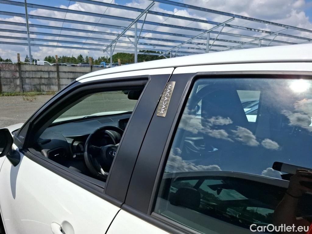  Toyota  Yaris Cross TOYOTA  Hybride / 2021 / 5P / SUV 1.5 HYBRID 116H DYNAMIC BUSINESS BEYOND #9