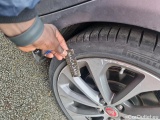  Jaguar  XE P250 BVA HSE  19 #26