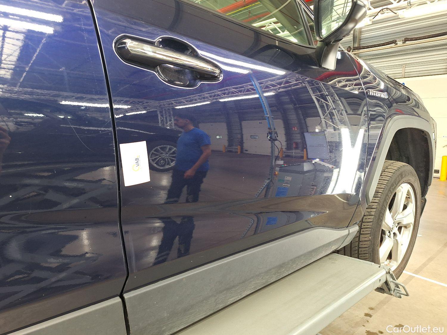  Toyota  RAV4 Toyota,  '18, Toyota  2.5 VVT-i Hybrid Premium E-CVT 5d #9