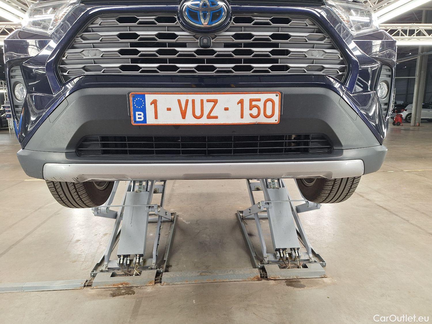  Toyota  RAV4 Toyota,  '18, Toyota  2.5 VVT-i Hybrid Premium E-CVT 5d #3
