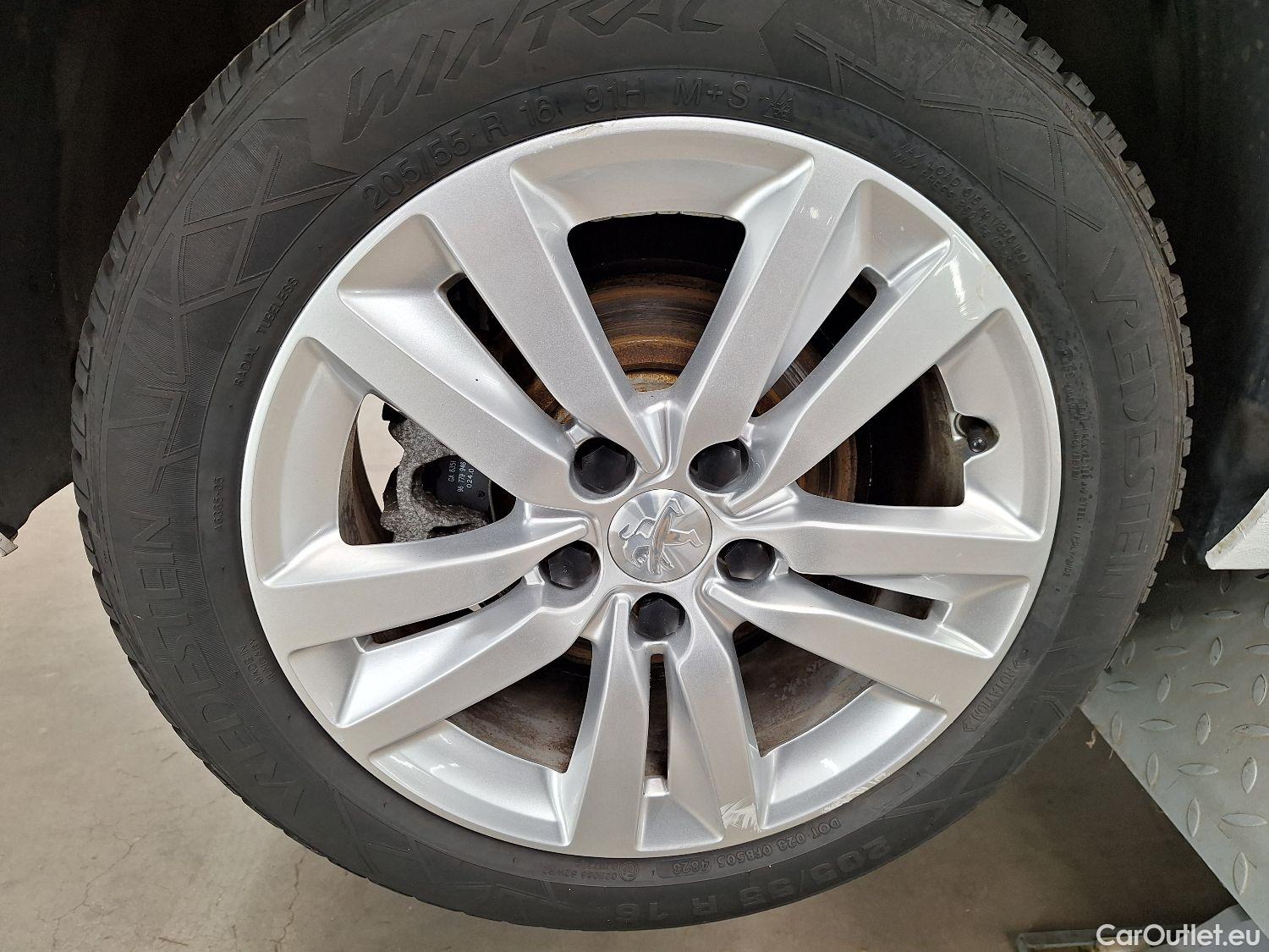  Peugeot  308 Peugeot,  SW FL'17, Peugeot  SW 1.5 BlueHDi 100 DPF S&S Active 5d #18