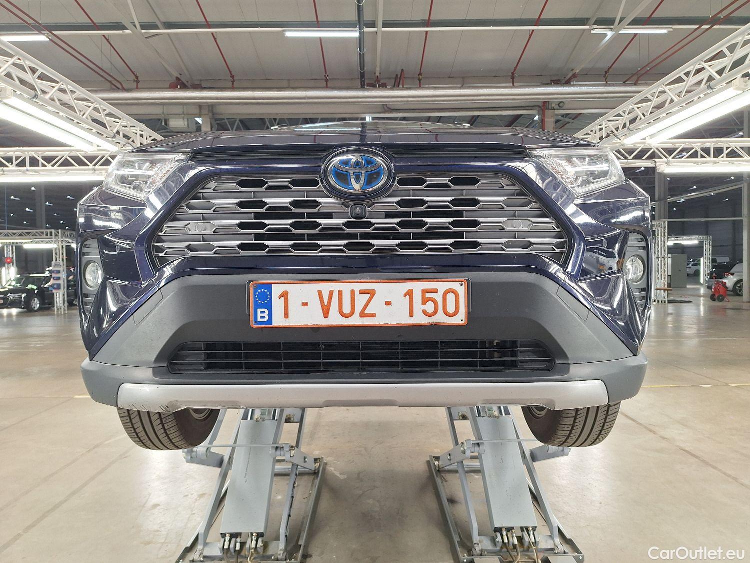  Toyota  RAV4 Toyota,  '18, Toyota  2.5 VVT-i Hybrid Premium E-CVT 5d #6