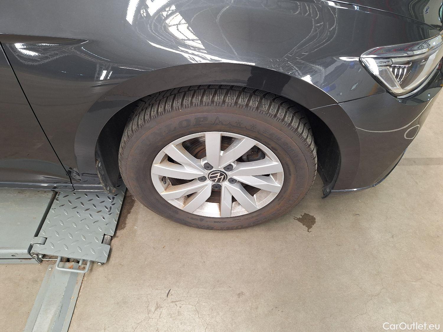  Volkswagen  Passat VW,  FL'19, Volkswagen  1.6 TDI Style Business DSG 4d #1