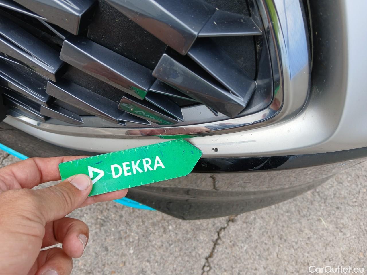  Hyundai   Ioniq HYUNDAI / 2019 / 5P / berlina con portón 1.6 GDI HEV Tecno DCT #14