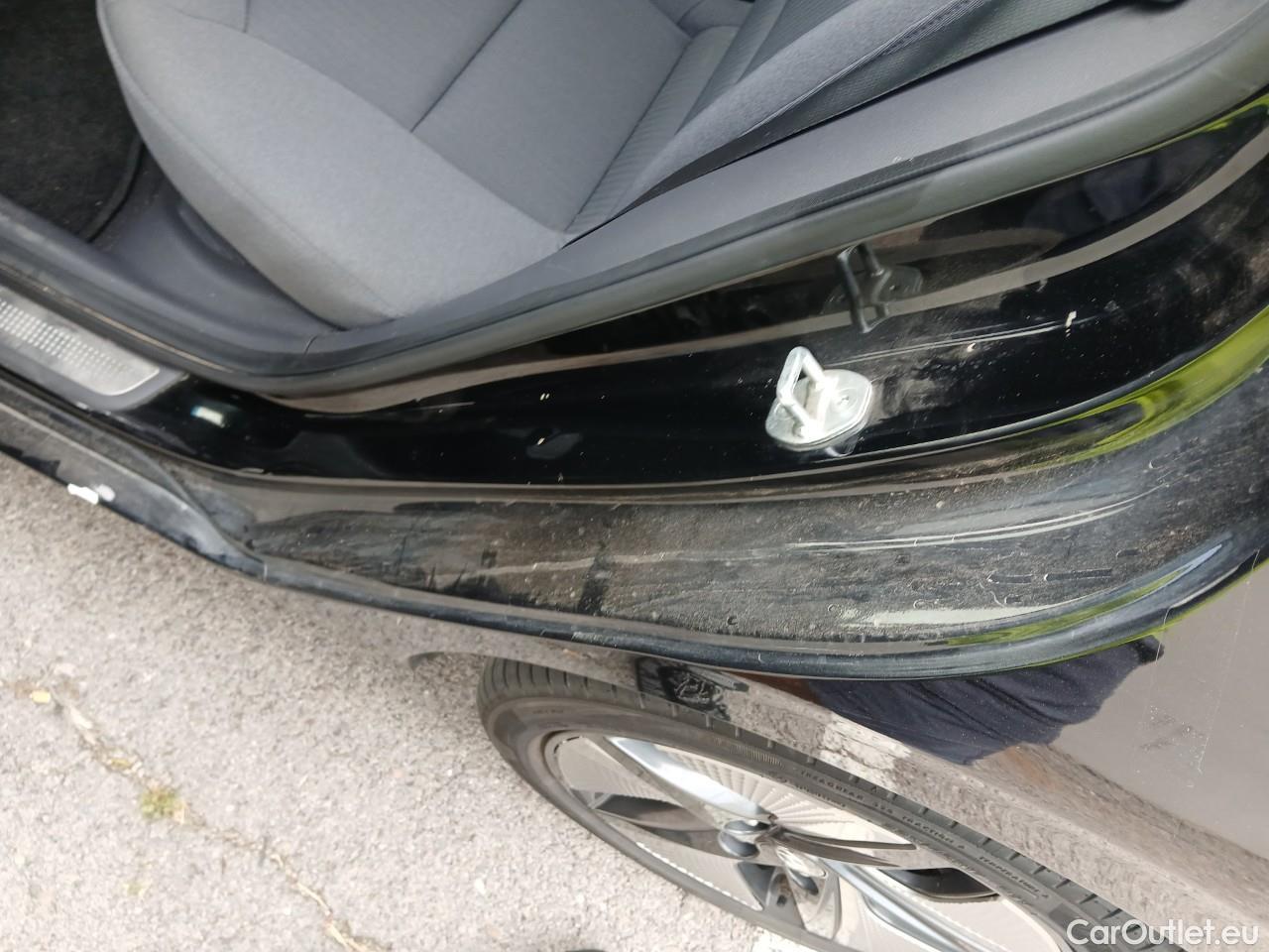  Hyundai   Ioniq HYUNDAI / 2019 / 5P / berlina con portón 1.6 GDI HEV Tecno DCT #5