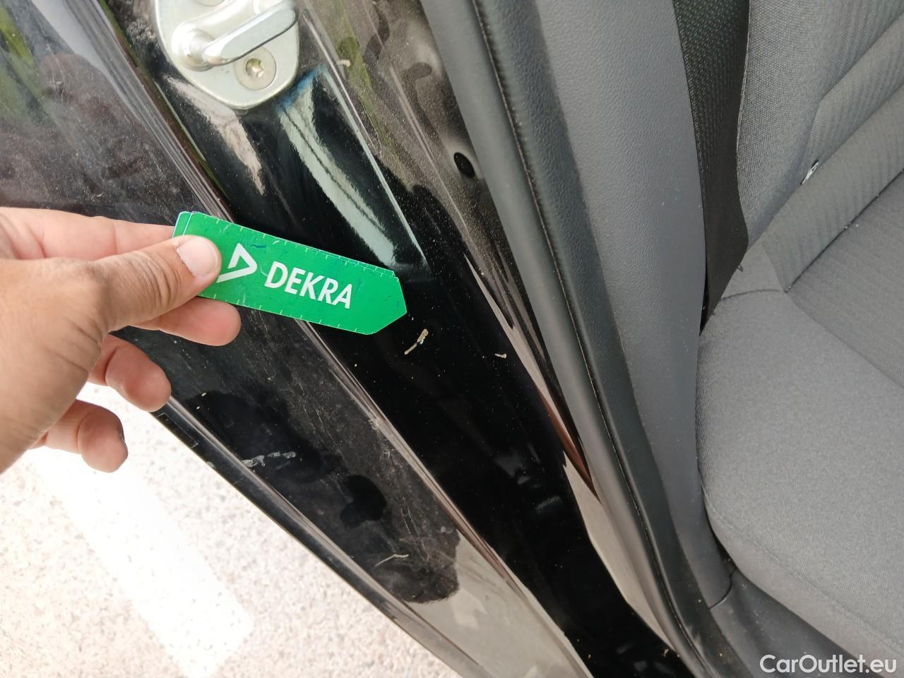  Hyundai   Ioniq HYUNDAI / 2019 / 5P / berlina con portón 1.6 GDI HEV Tecno DCT #7