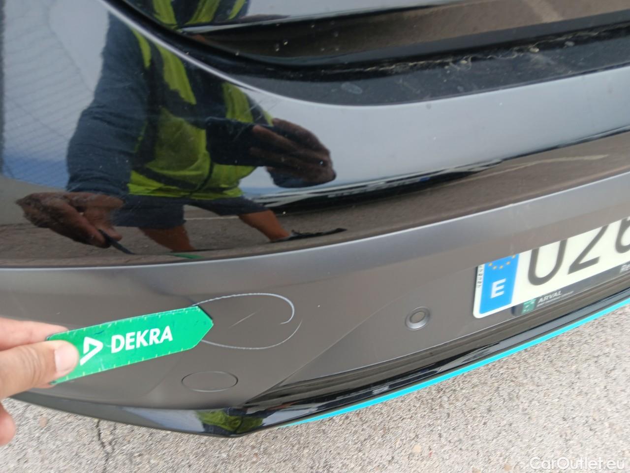  Hyundai   Ioniq HYUNDAI / 2019 / 5P / berlina con portón 1.6 GDI HEV Tecno DCT #27