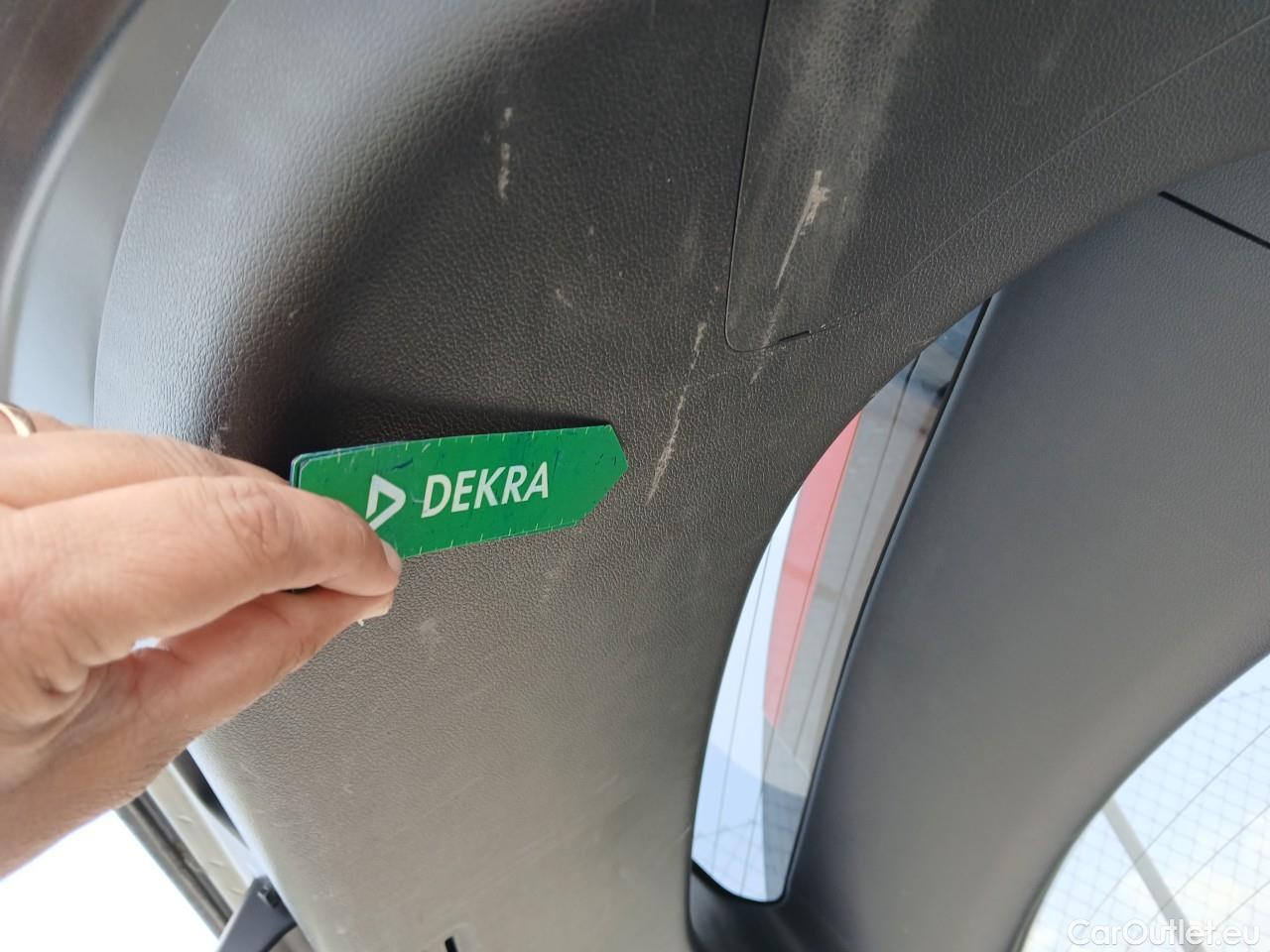  Hyundai   Ioniq HYUNDAI / 2019 / 5P / berlina con portón 1.6 GDI HEV Tecno DCT #9