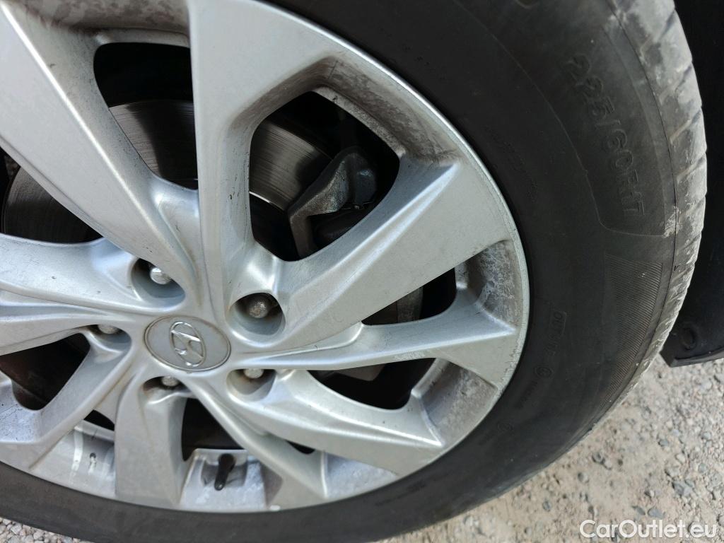  Hyundai  Tucson HYUNDAI  / 2018 / 5P / todoterreno  CRDI 1.6 116 CV 48V 4X2 SLE(SP)(SL) #43