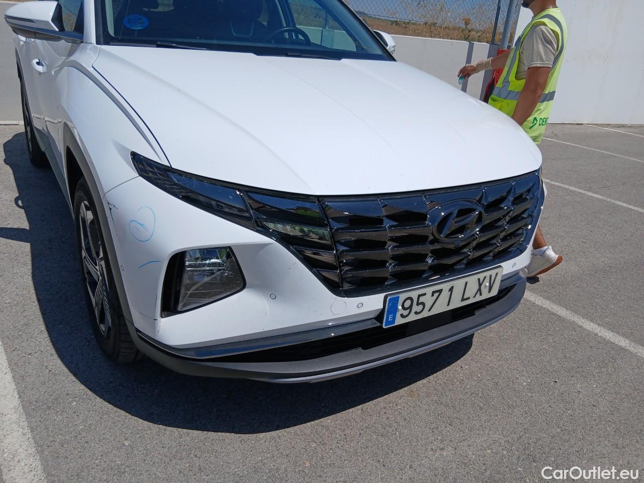  Hyundai  Tucson HYUNDAI  / 2020 / 5P / todoterreno 1.6 TGDI PHEV 195kW Style Auto 4x4 #3