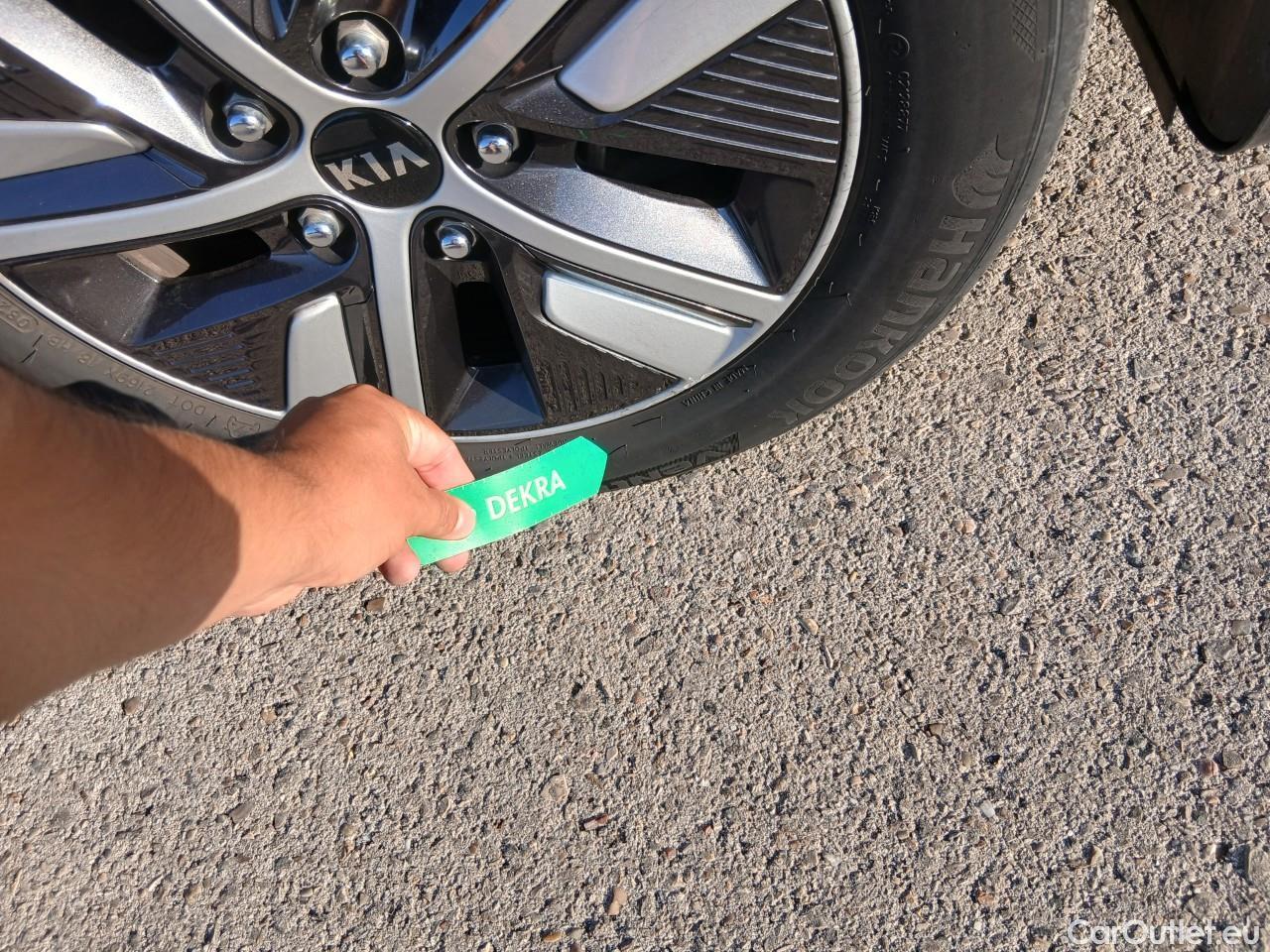  KIA  Niro  Drive 1.6 105CV AT6 E6d #30