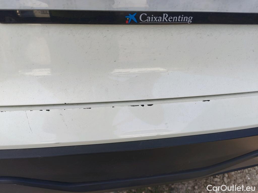  Land Rover  Discovery NISSAN QASHQAI / 2021 / 5P / todoterreno DIG-T 116kW (158CV) mHEV Xtronic Acenta (AC2) #16