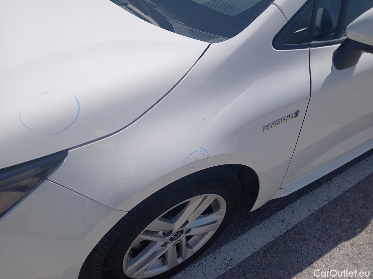  Toyota  Corolla TOYOTA  / 2019 / 5P / familiar 1.8 125H ACTIVE TECH E-CVT TOU SPORT #12