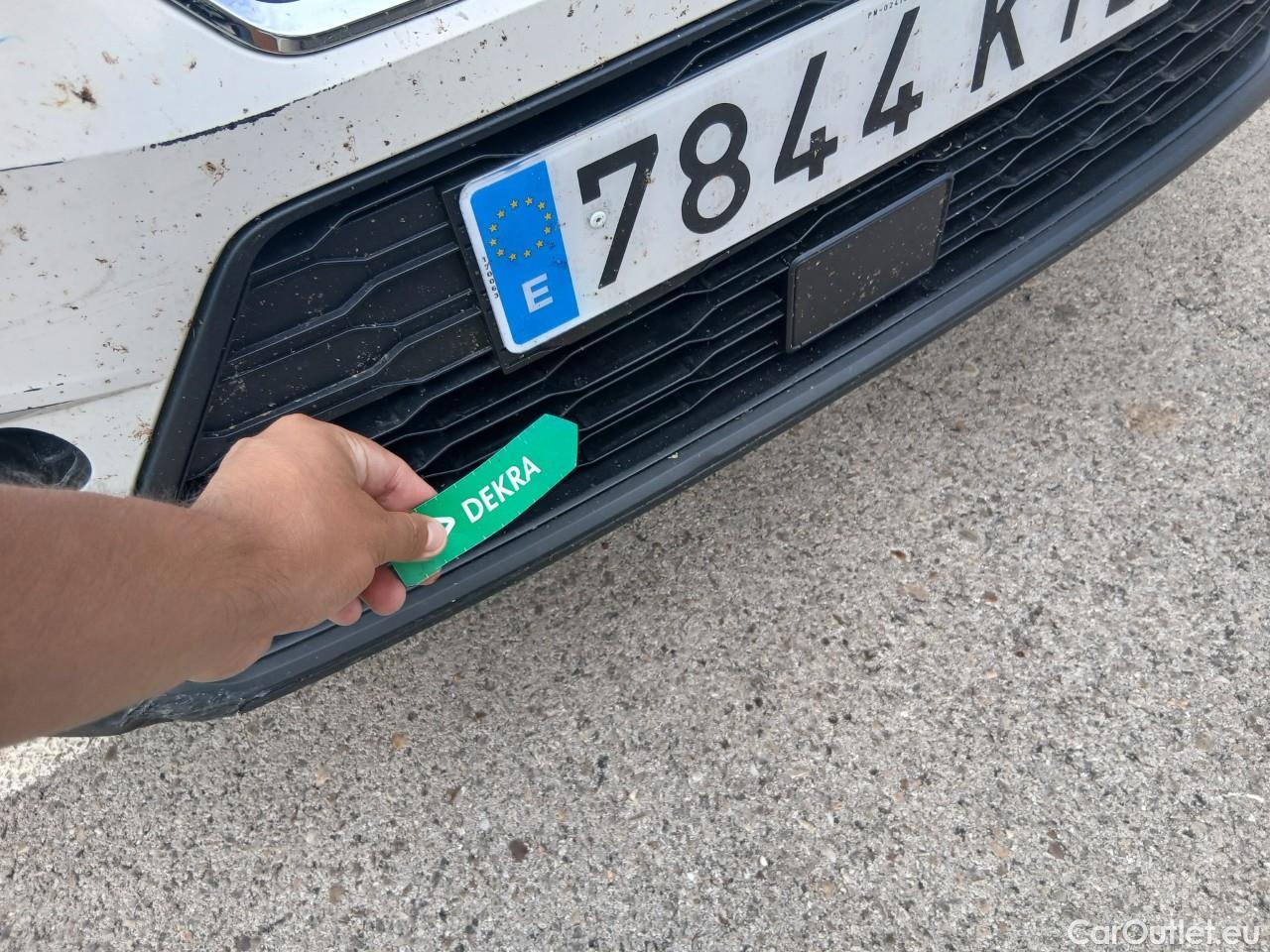  Seat  Arona  Style Edition 1.0 TSI 95CV MT5 E6dT #8