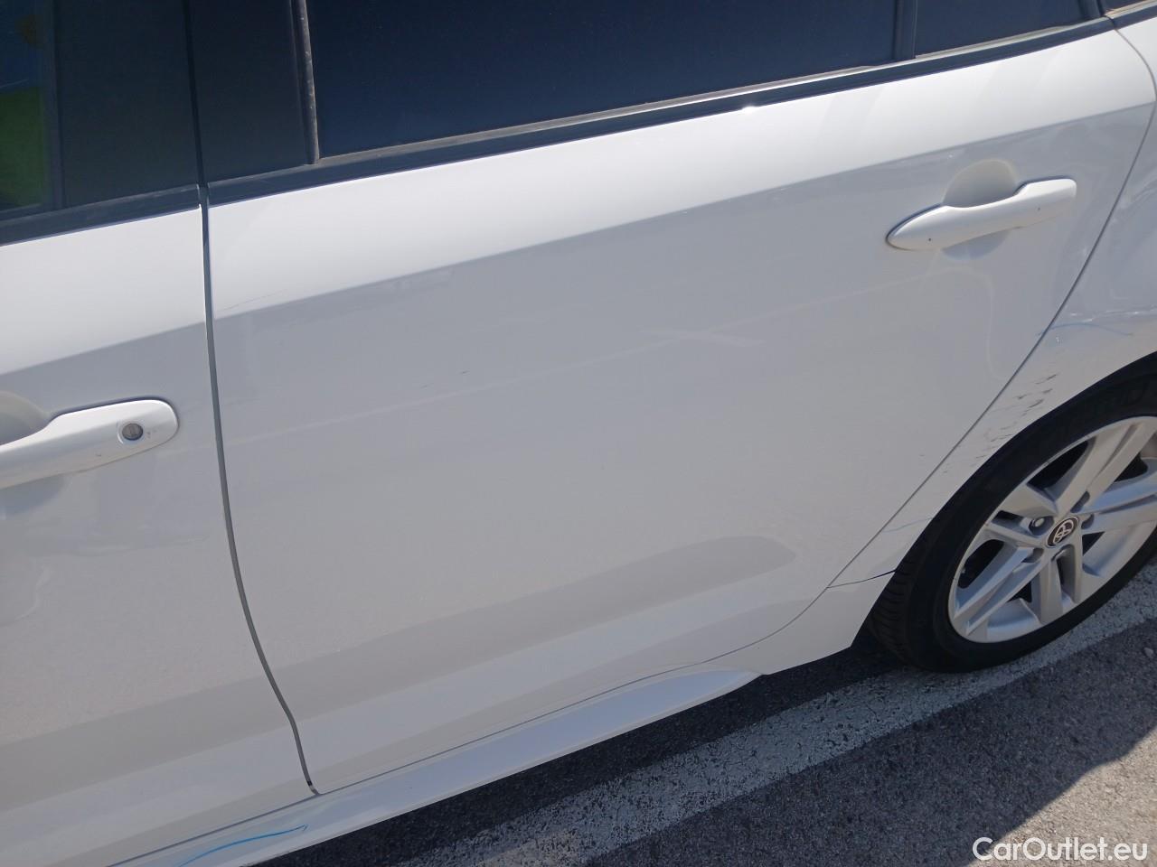  Toyota  Corolla TOYOTA  / 2019 / 5P / familiar 1.8 125H ACTIVE TECH E-CVT TOU SPORT #21