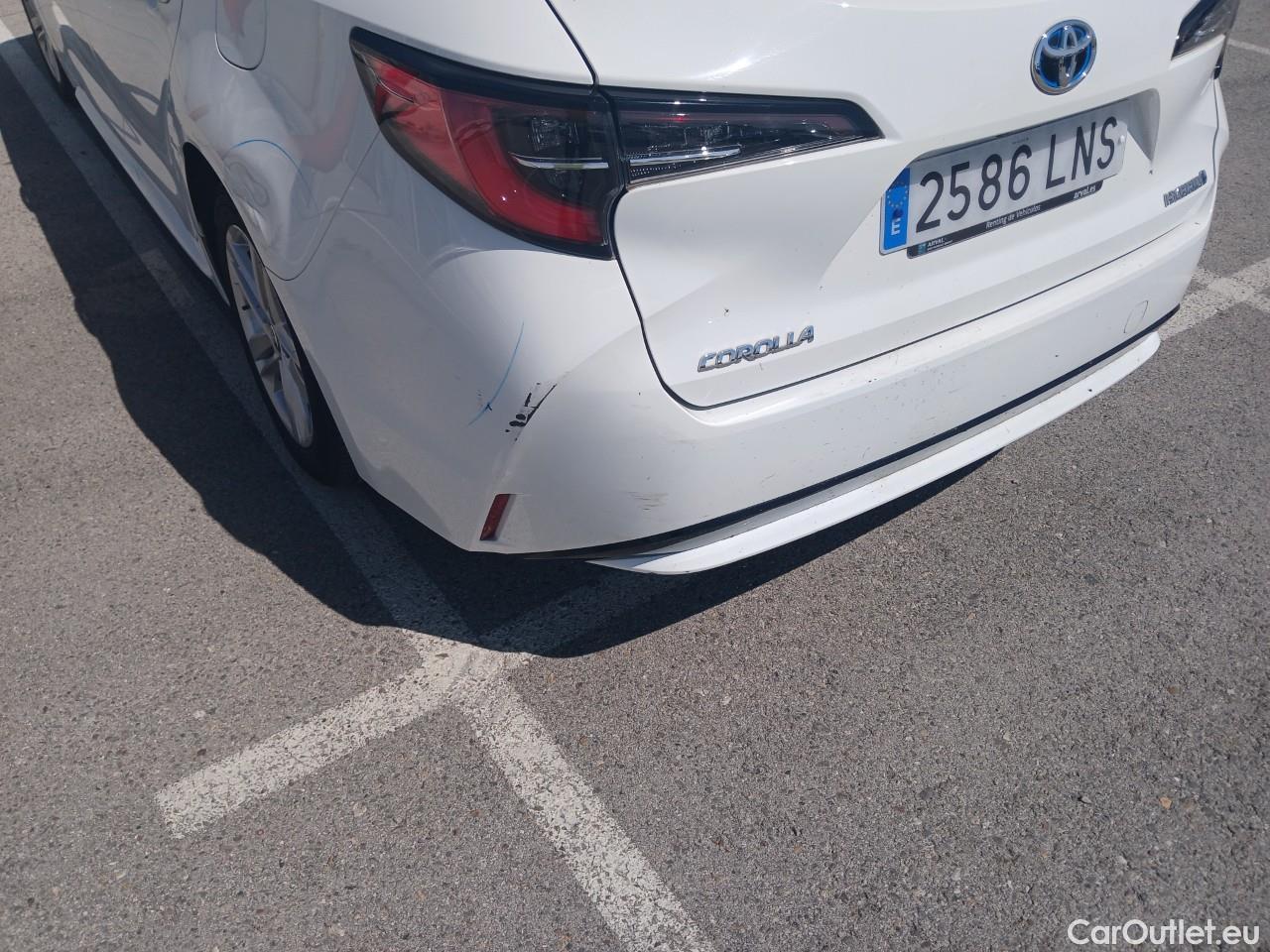  Toyota  Corolla TOYOTA  / 2019 / 5P / familiar 1.8 125H ACTIVE TECH E-CVT TOU SPORT #27