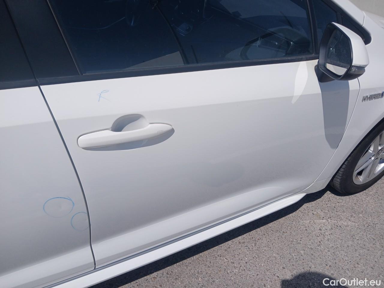 Toyota  Corolla TOYOTA  / 2019 / 5P / familiar 1.8 125H ACTIVE TECH E-CVT TOU SPORT #37