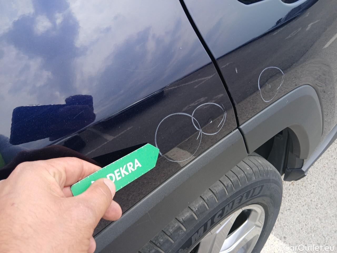  Toyota  RAV4 TOYOTA  / 2018 / 5P / todoterreno 2.5l Advance #37