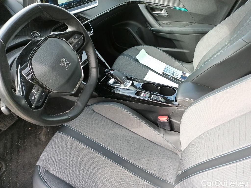  Peugeot  2008  Allure Pack 1.2 PureTech 130CV AT8 E6d #4