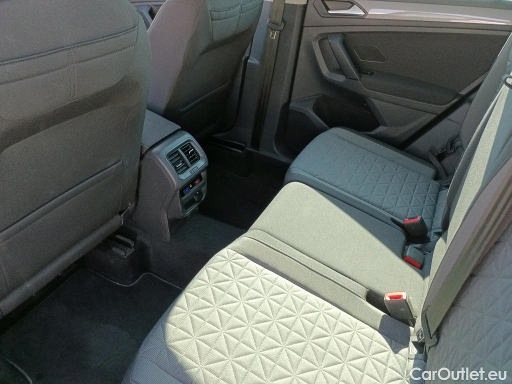  Volkswagen  Tiguan  Life 2.0 TDI 150CV AT7 E6d #14