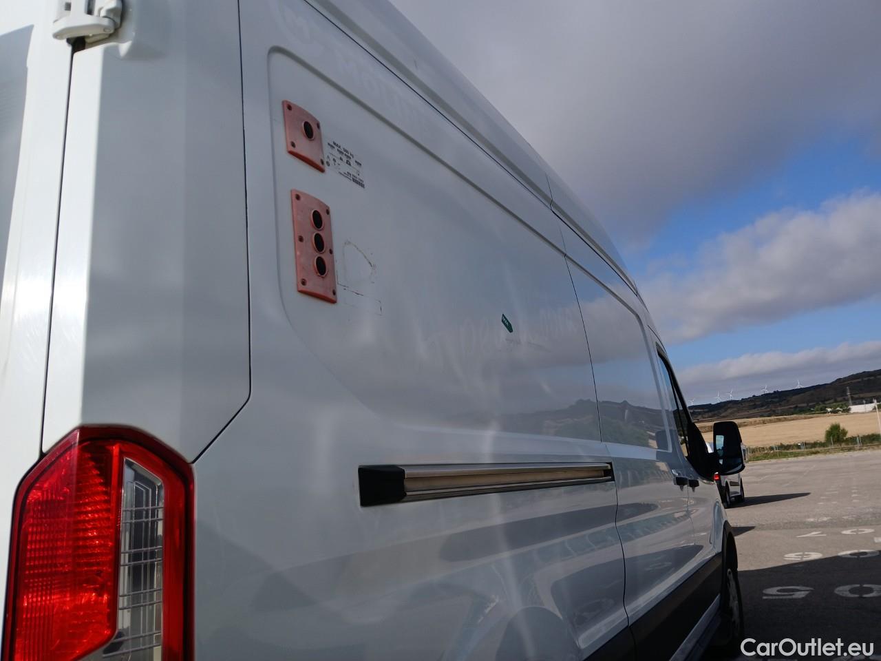  Ford  Transit FORD  / 2013 / 4P / furgón 350 125kW L3H2 Van Trend RWD #34
