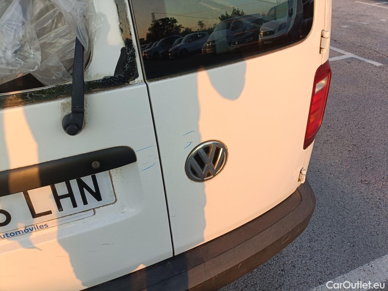  Volkswagen  Caddy VOLKSWAGEN  / 2015 / 4P / combi Profesional Kombi 2.0 TDI 75kW BMT (CX) #27