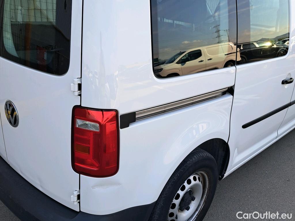  Volkswagen  Caddy VOLKSWAGEN  / 2015 / 4P / combi Profesional Kombi 2.0 TDI 75kW BMT (CX) #1