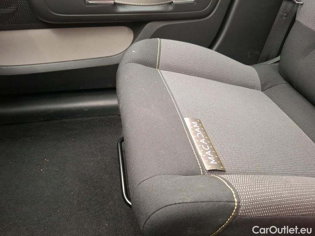  Citroen  C3  Société Feel Nav 1.5 BlueHDI 100CV BVM6 E6dT #15