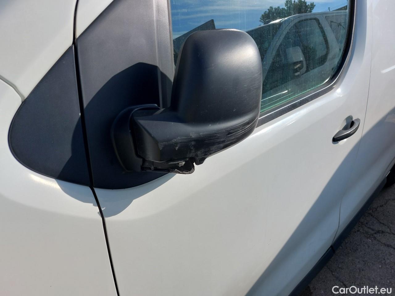  Land Rover  Discovery TOYOTA Proace / 2020 / 4P / furgón 1.5D 100CV GX 1PL 2PT L1 #19
