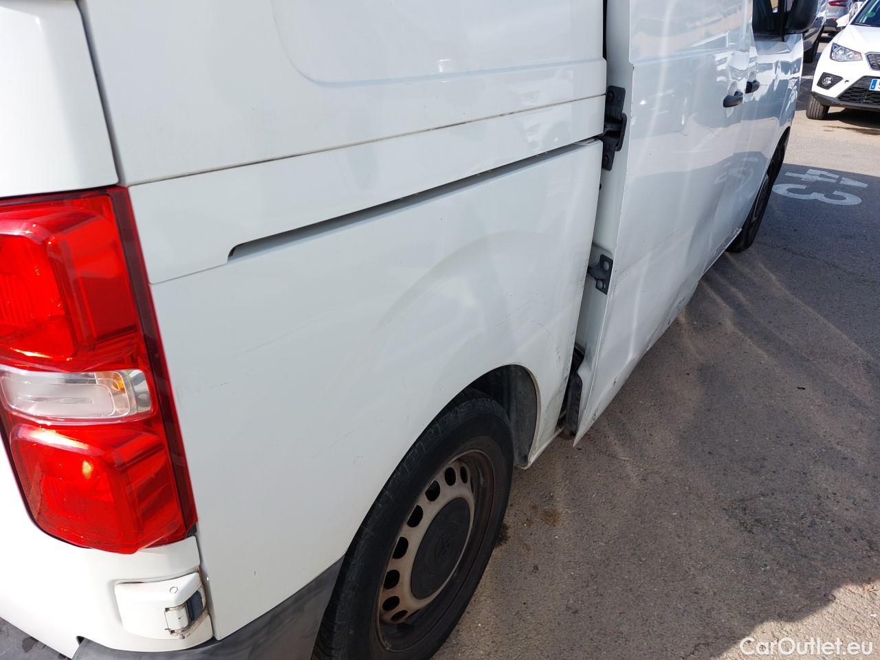  Land Rover  Discovery TOYOTA Proace / 2020 / 4P / furgón 1.5D 100CV GX 1PL 2PT L1 #51