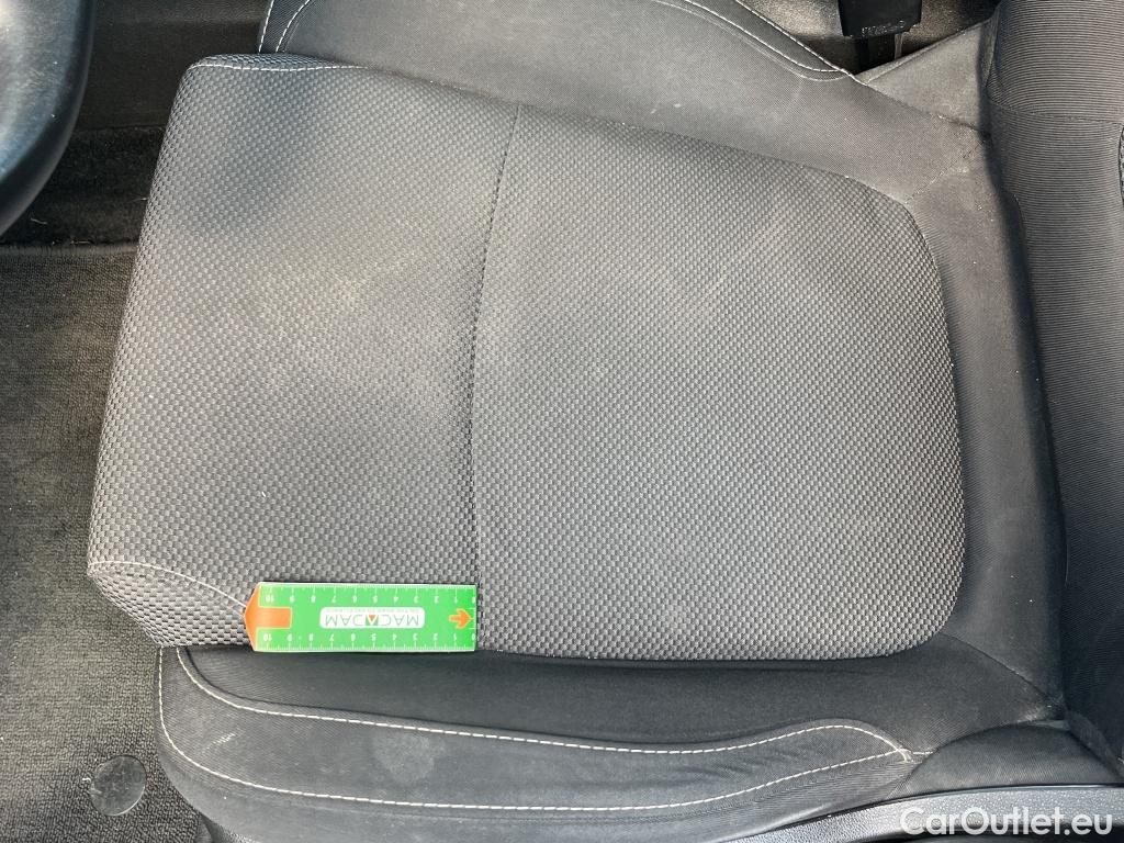  Renault  Megane  IV Berline 5pt. Société Air Nav 1.5 dCi 90CV BVM6 E6 #2