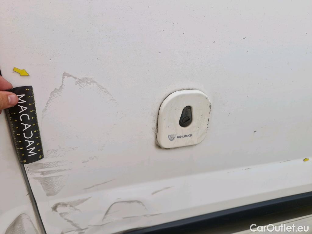  Citroen  Jumpy  HDi 125 FAP Business 27 L1H1 Fourgon 2.0 HDi 130CV BVM6 E5 #16