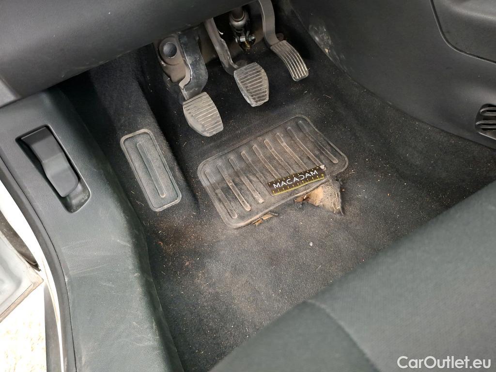  Citroen  C4 Cactus  Feel Nav Société 1.5 BlueHDi 100CV BVM6 E6dT #1
