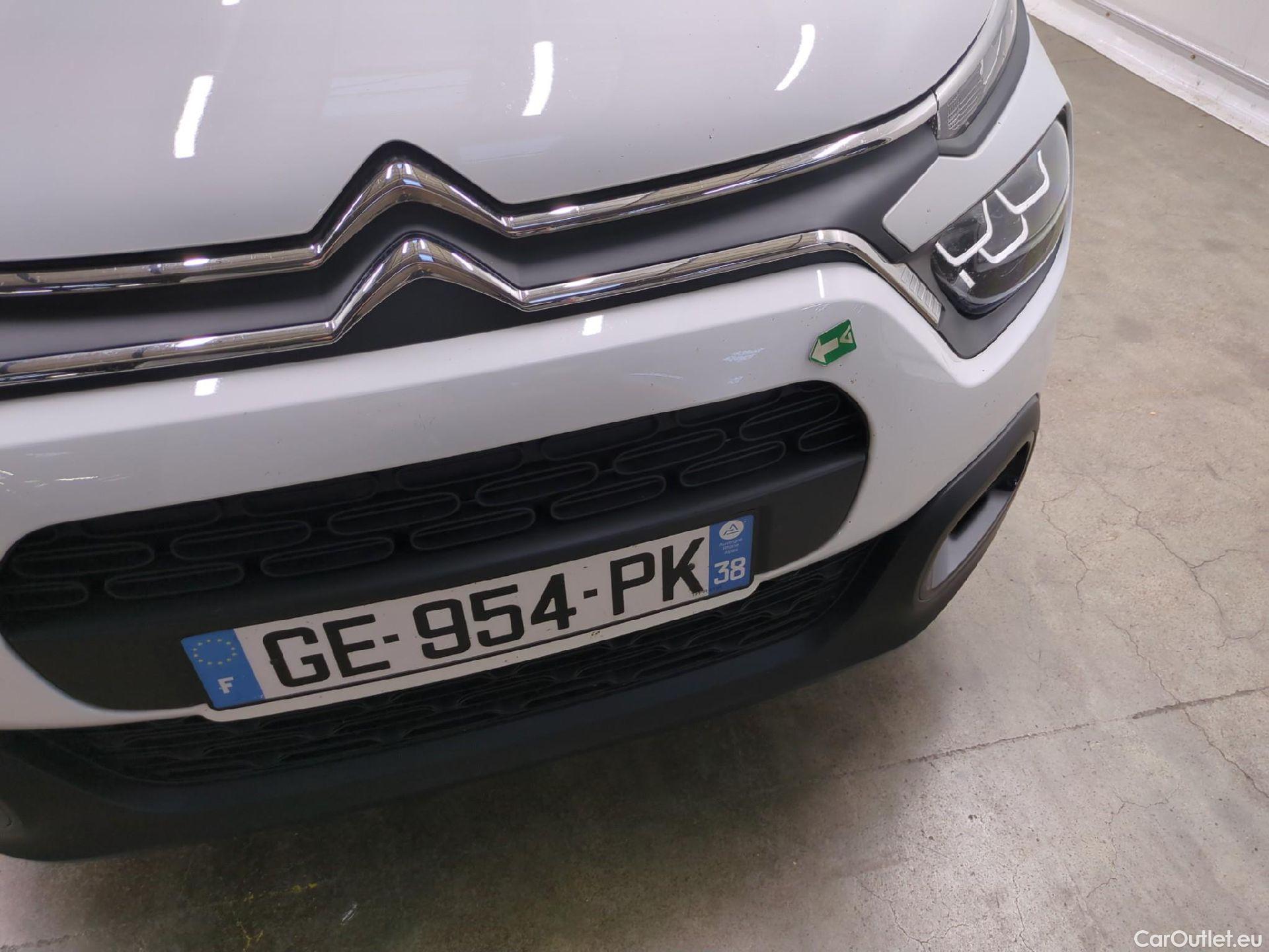  Citroen  C3  Société Feel 1.2 PureTech 80CV BVM5 E6d #8