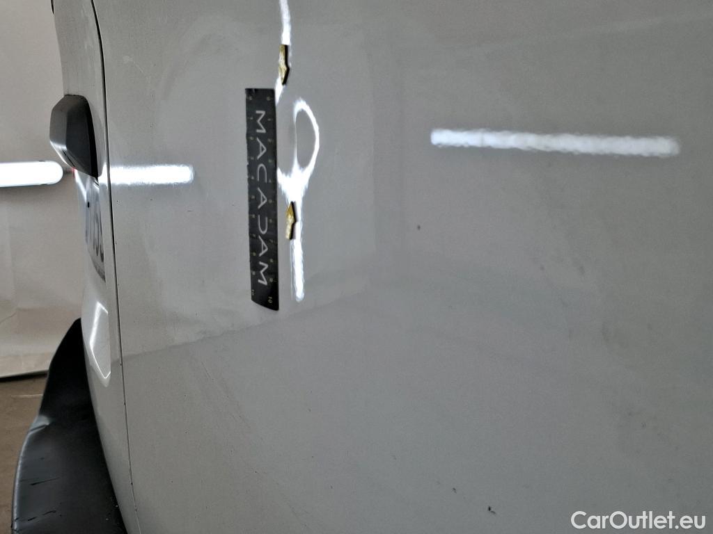  Citroen  Jumpy  M driver 1.5 BlueHDi 120CV BVM6 E6dT #26