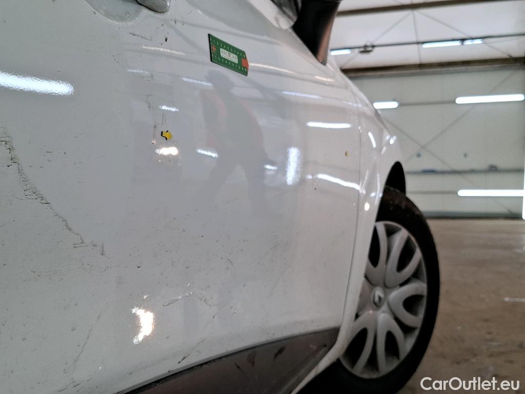  Renault  Clio  IV Air MediaNav 1.5 dCi 75CV BVM5 E6 #9