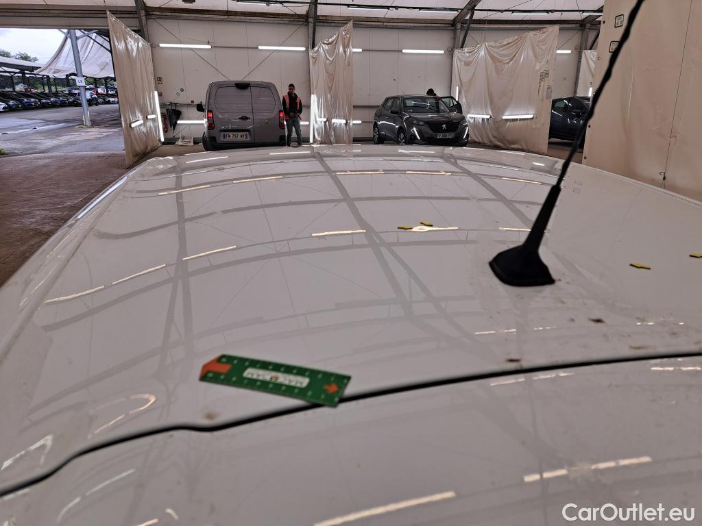  Renault  Clio  IV Air MediaNav 1.5 dCi 75CV BVM5 E6 #24