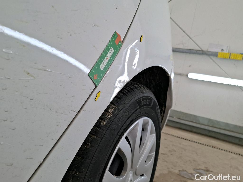  Renault  Clio  IV Air MediaNav 1.5 dCi 75CV BVM5 E6 #6